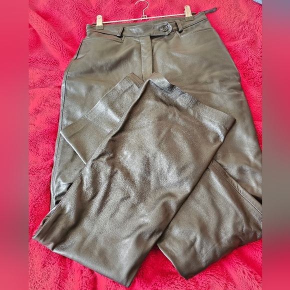 Sandro Flare Leather Trousers. Size 4 - Picture 7 of 13